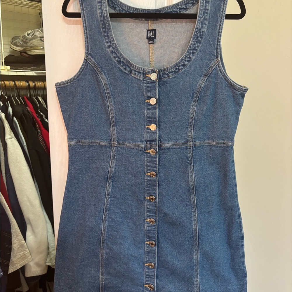GAP Denim Label Detail - Light Blue with Gold Stitching - Picture 1 of 3